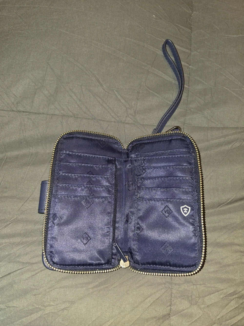 Vera Bradley Fox Forest Wallet - Picture 5 of 8